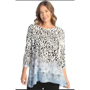Jess & Jane 3X Tunic Top Animal Print Blue Hem 3/4 Sleeve Plus Size NWT‎